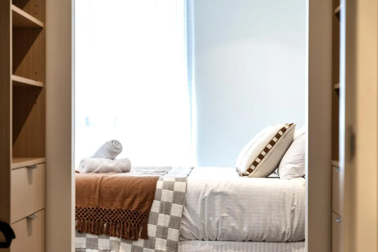 Apartment Coastal Modern Paradise Gold Coast