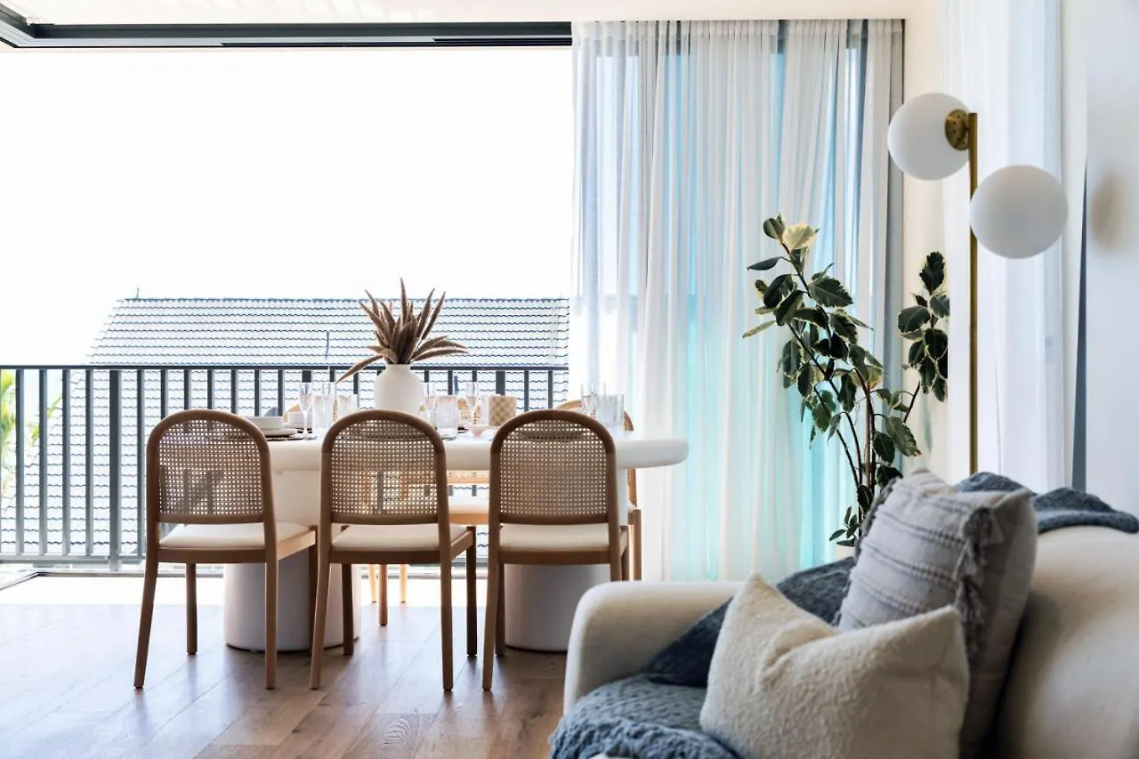 Apartment Coastal Modern Paradise Gold Coast Australia