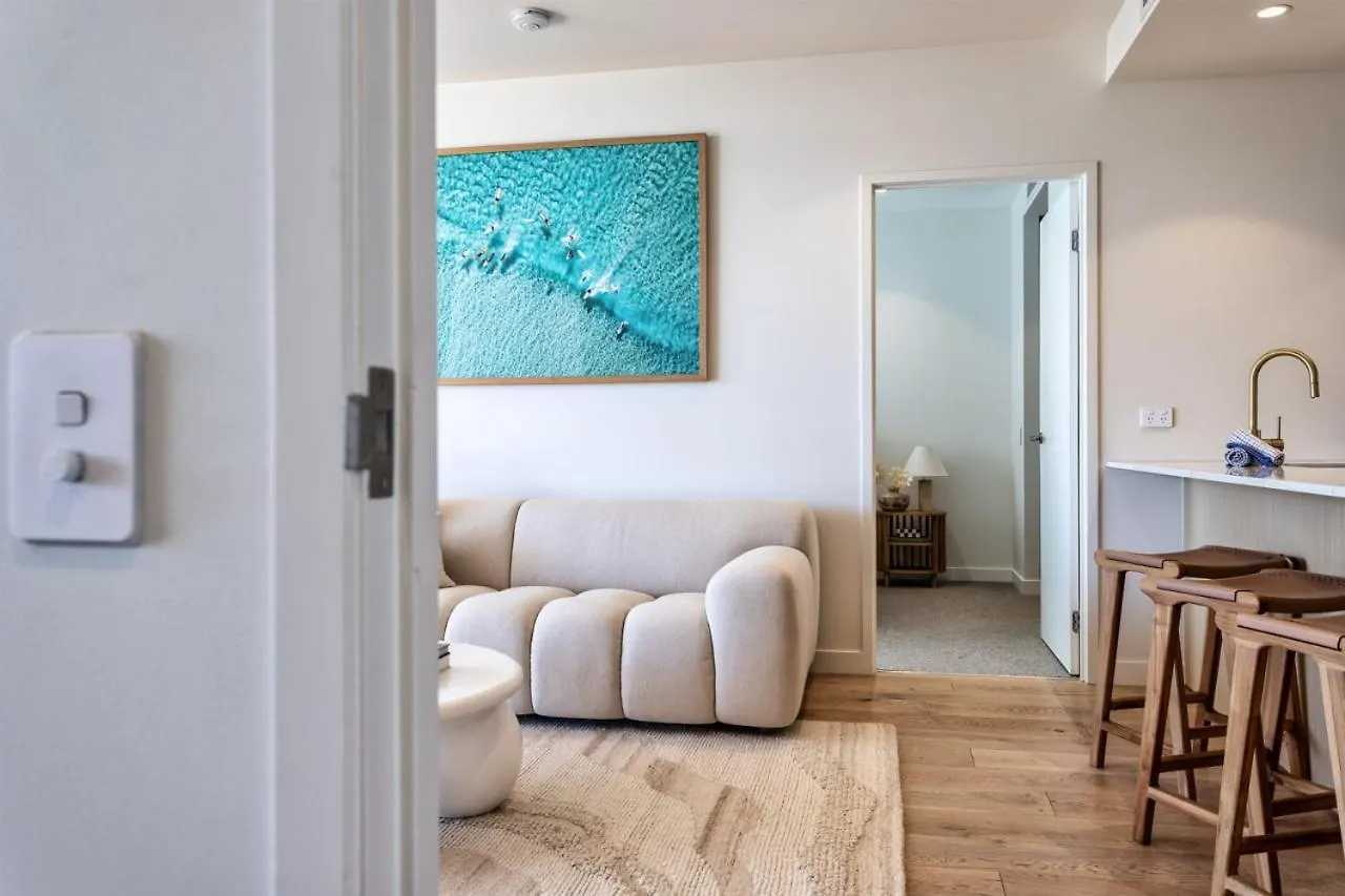 Apartment Coastal Modern Paradise Gold Coast