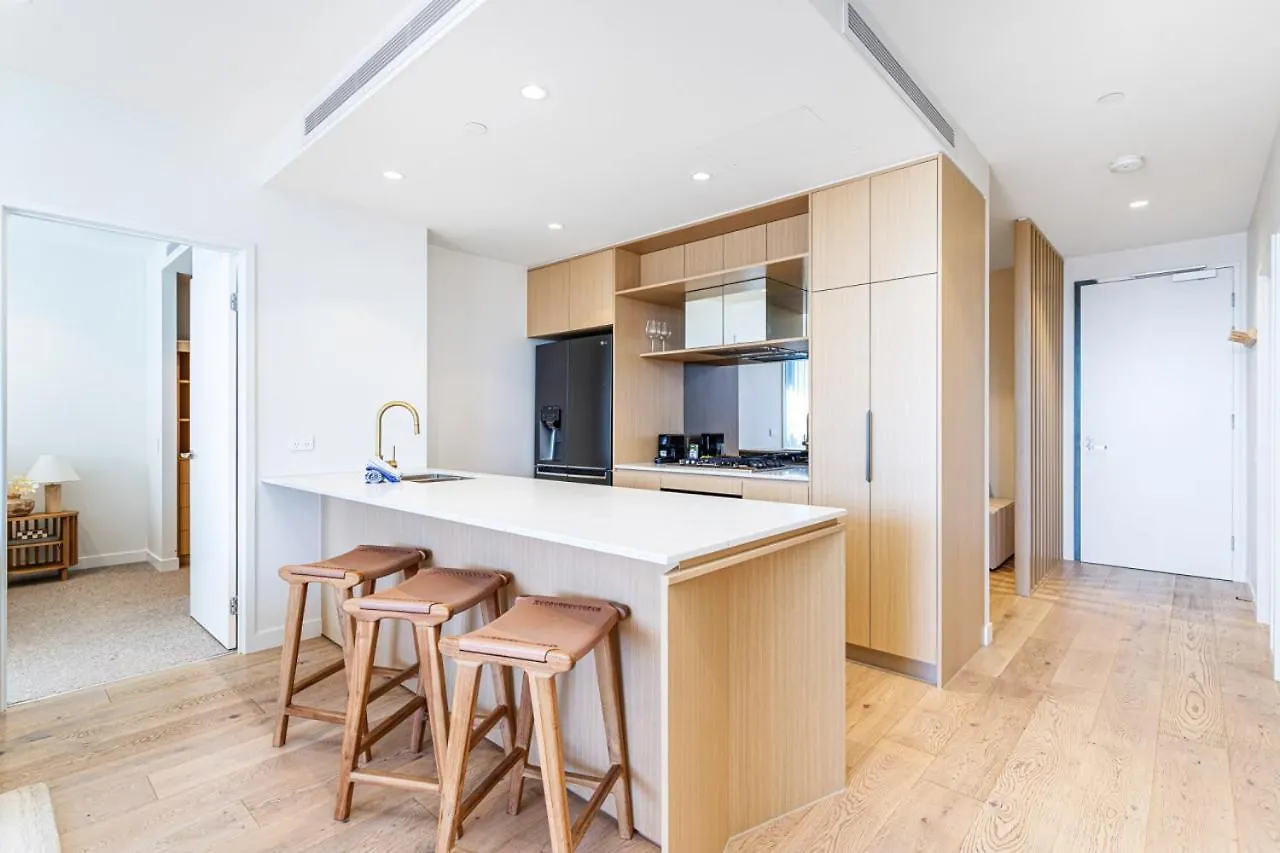 Apartment Coastal Modern Paradise Gold Coast