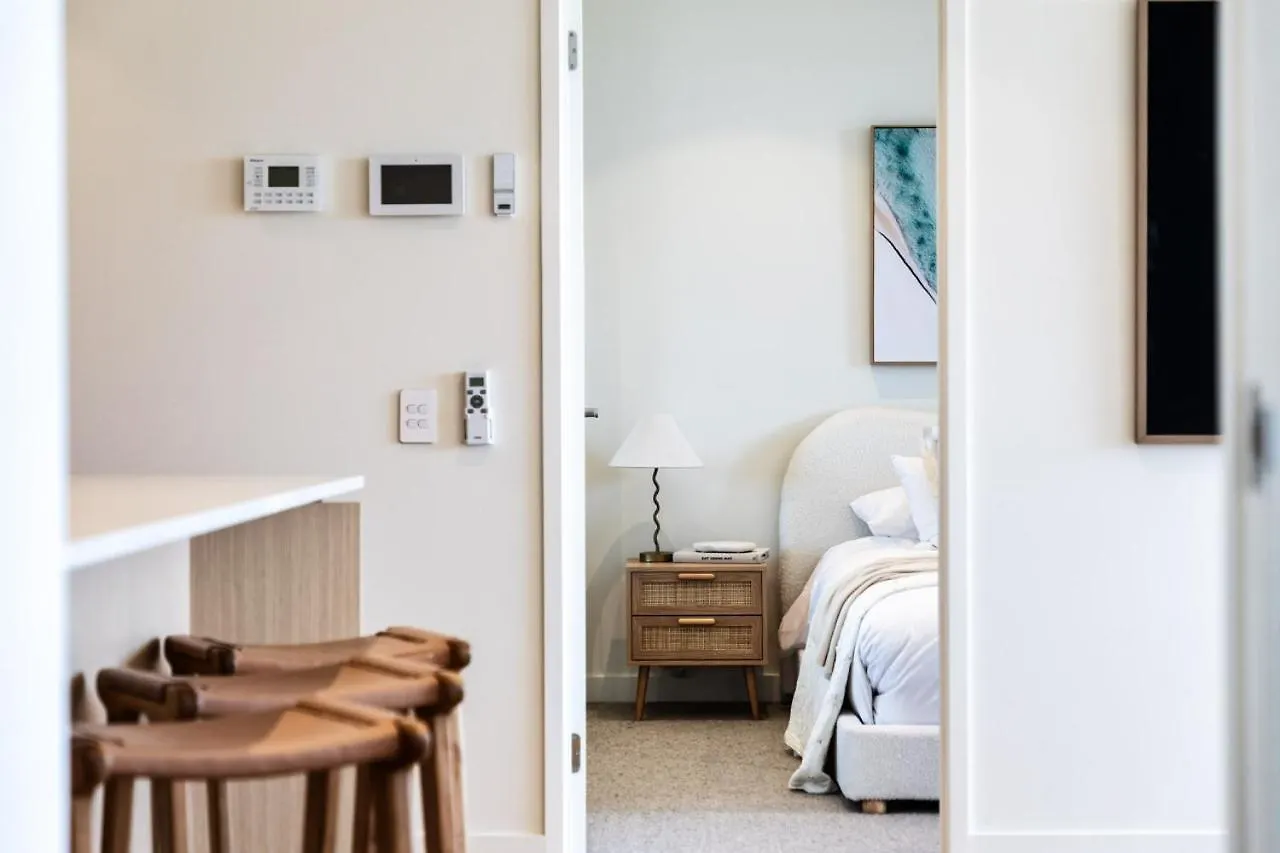 Coastal Modern Paradise Gold Coast Australien