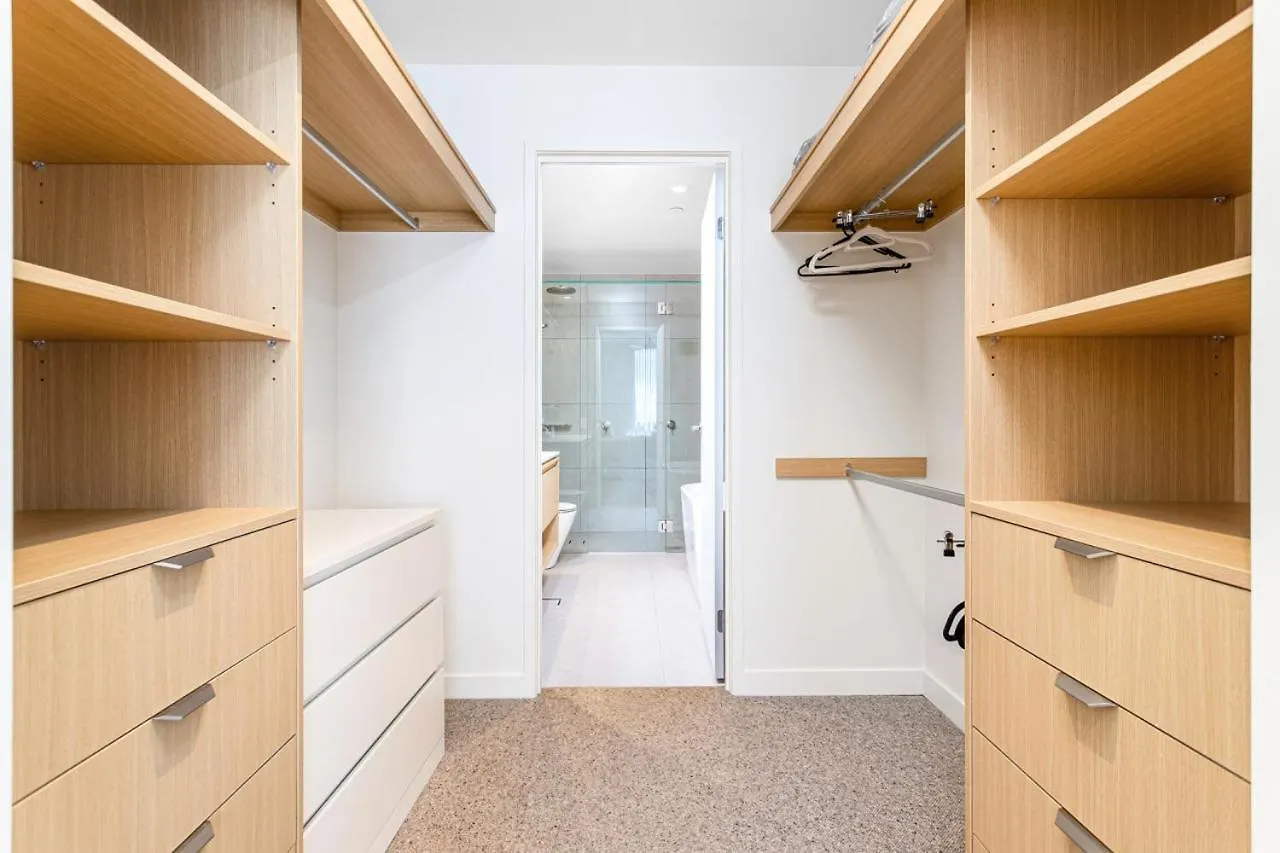 Apartment Coastal Modern Paradise Gold Coast Australien